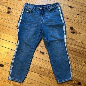 Judy Blue cropped jeans size 16 wide
